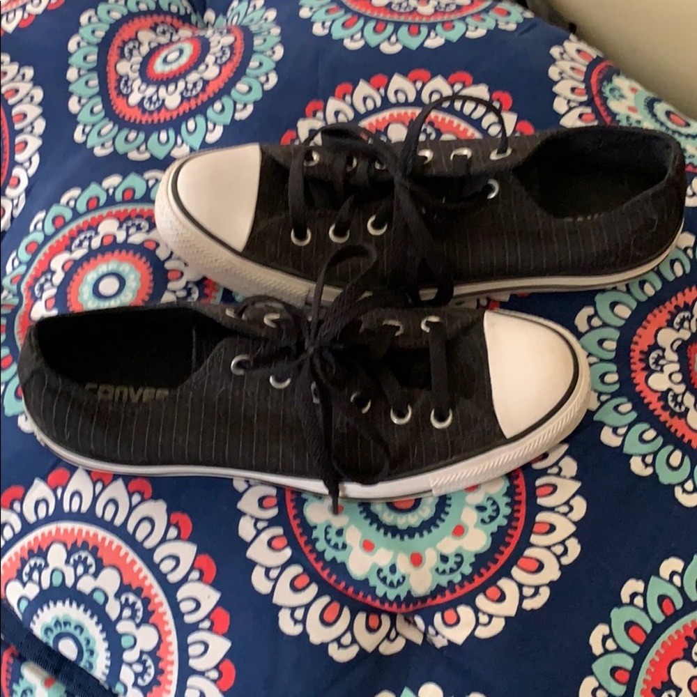 Women’s converse sneakers